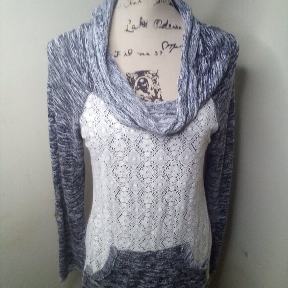 Miss Chievous Shirt Women S Long Sleeve Cowl Neck Lace Pocket Gray White - Picture 4 of 16